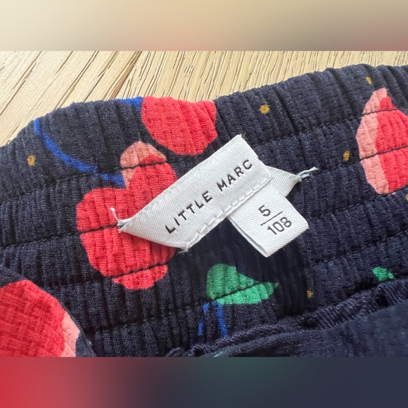 Little Marc Jacobs Girls Cherry Skirt with the Matching Shoes - Picture 3 of 12